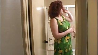 Curvy Granny Sucks Good!